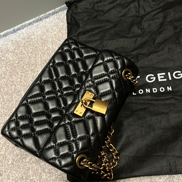 Black Kurt Geiger Bag with dust bag. - Picture 3 of 5
